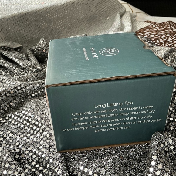 NWT Bamboo Salt & Pepper Round Box with Marble Lid and Embedded Spoon - Picture 4 of 5